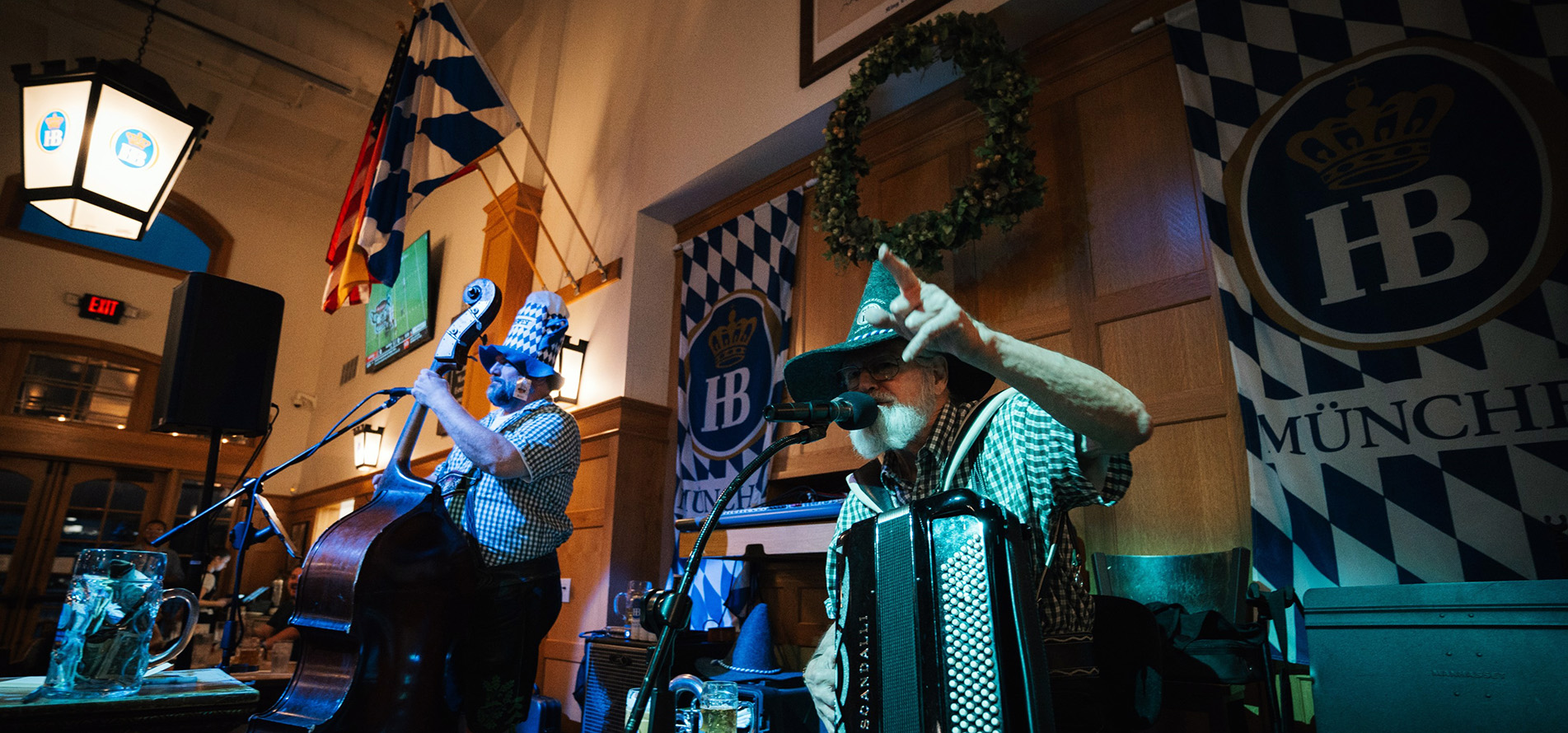 hofbrauhaus-pitt-music-1-1903-upload